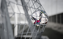 ball im Netz